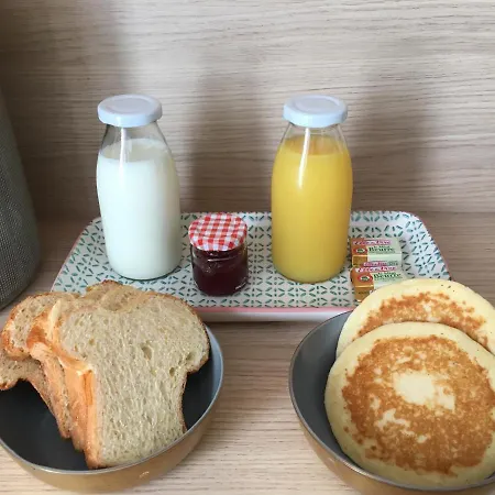 La De L'abbaye - Climatisation Et Petit Dej *